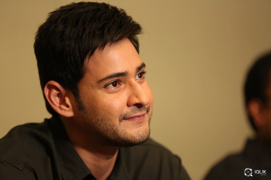 Mahesh-Babu-at-Srimanthudu-Movie-Press-Meet